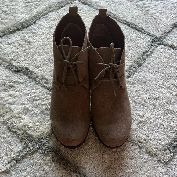 Donald J Pliner Makko bootie ankle boots lace up chunky wedge brown taupe 10 - Picture 2 of 15